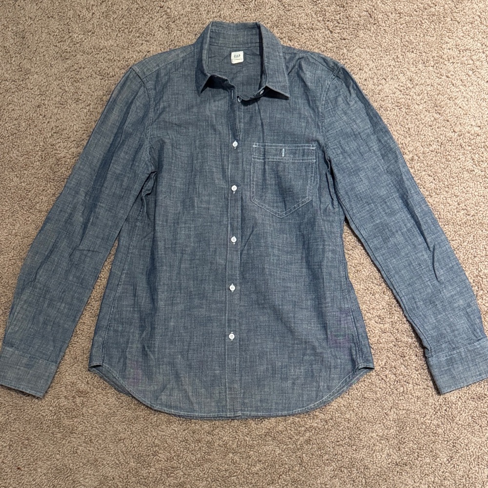 GAP Women's Blue Button-Down Shirt